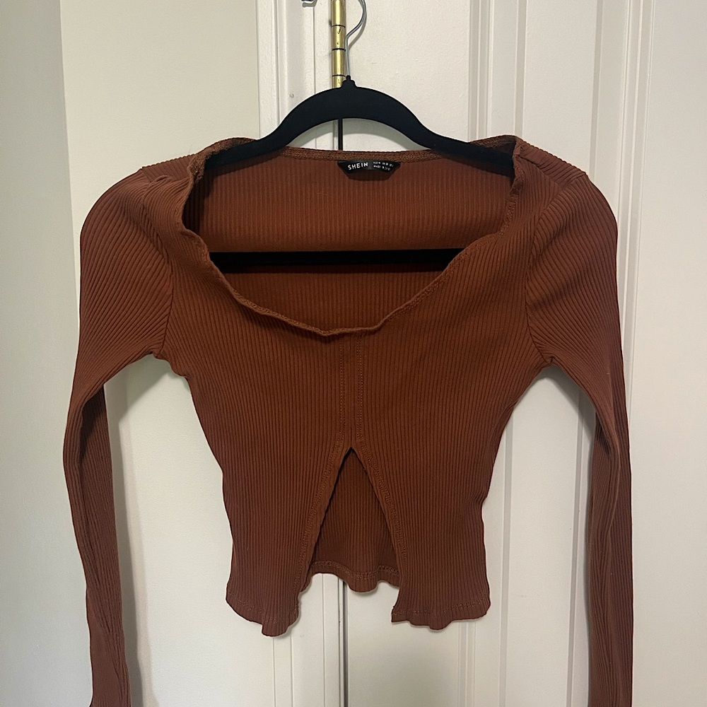 Womens cropped shirt